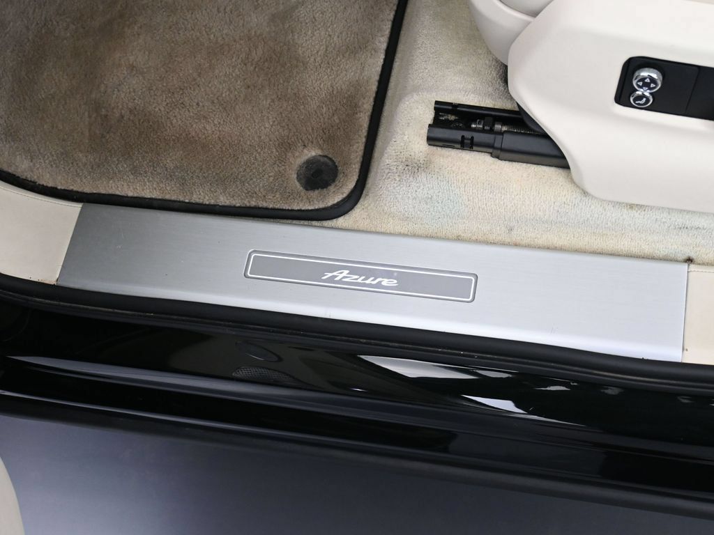 Certified 2024 Bentley Bentayga AWD/4WD image 16