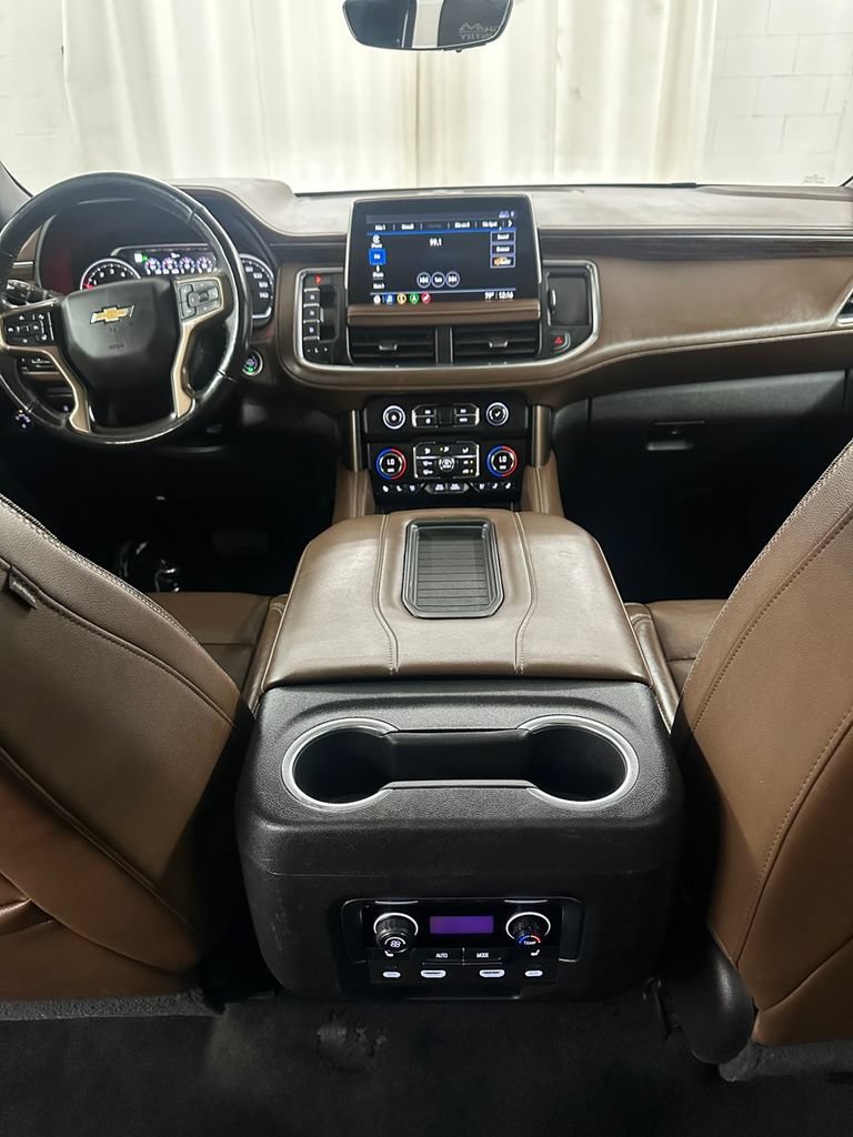 Used 2021 Chevrolet Tahoe High Country w/ Premium Package AWD/4WD image 24
