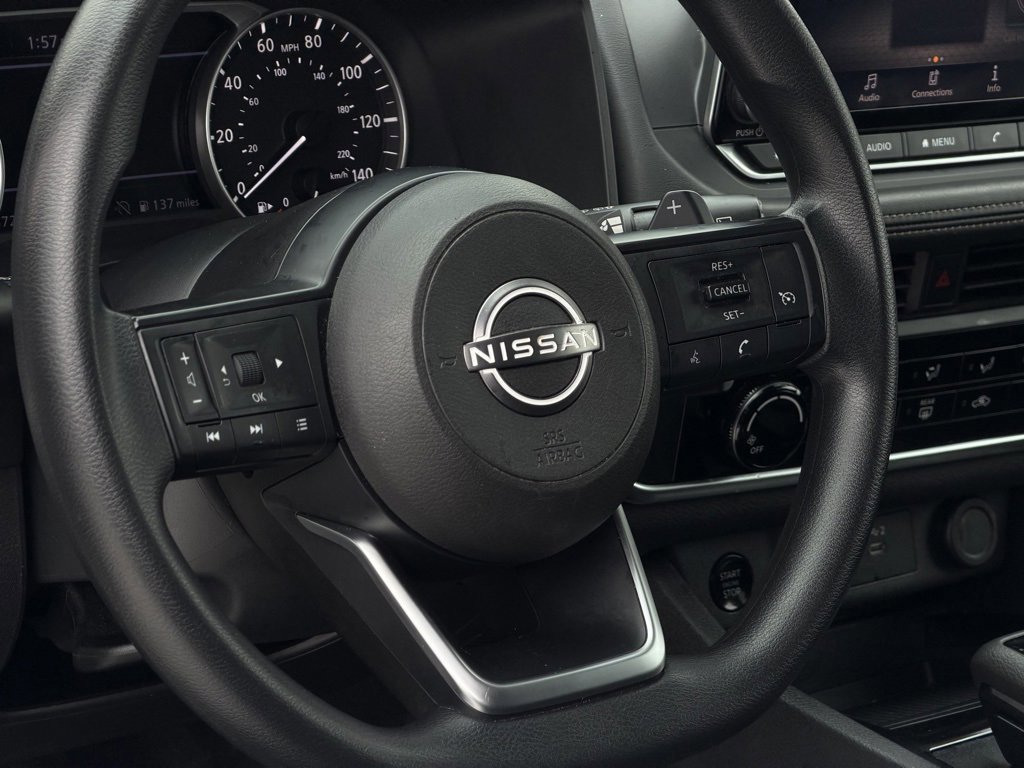 Used 2024 Nissan Rogue S image 12