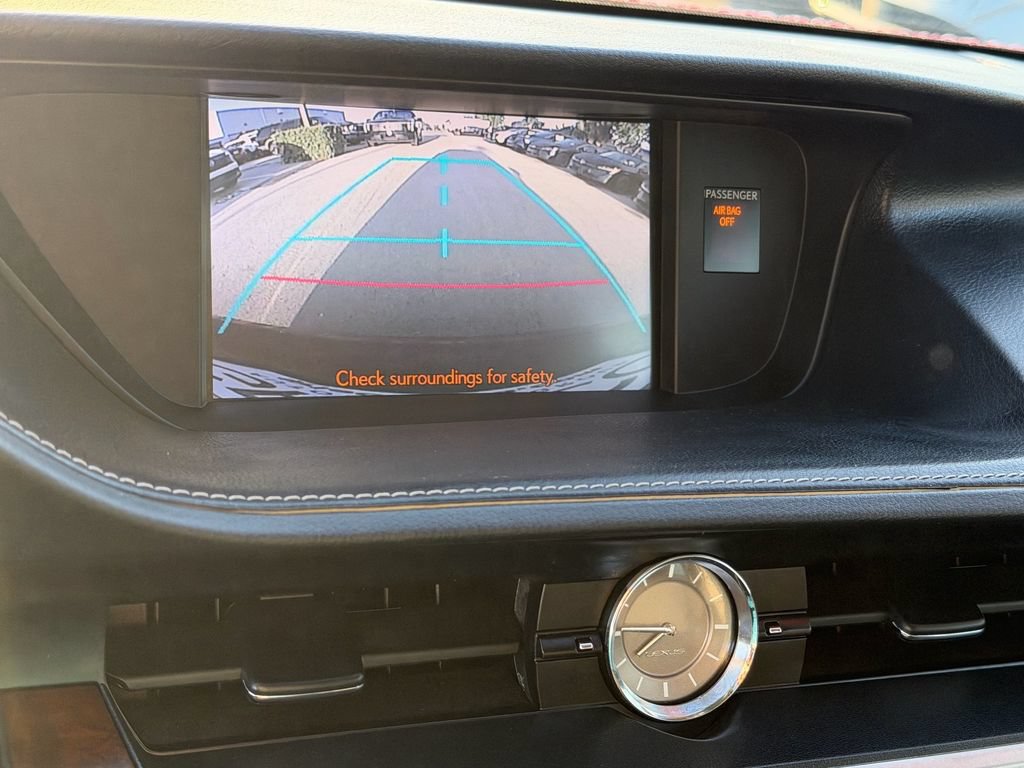 Used 2014 Lexus ES 350 w/ Luxury Package FWD image 22