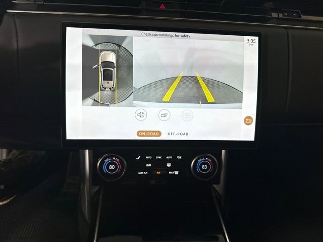 Used 2022 Land Rover Range Rover SE image 22