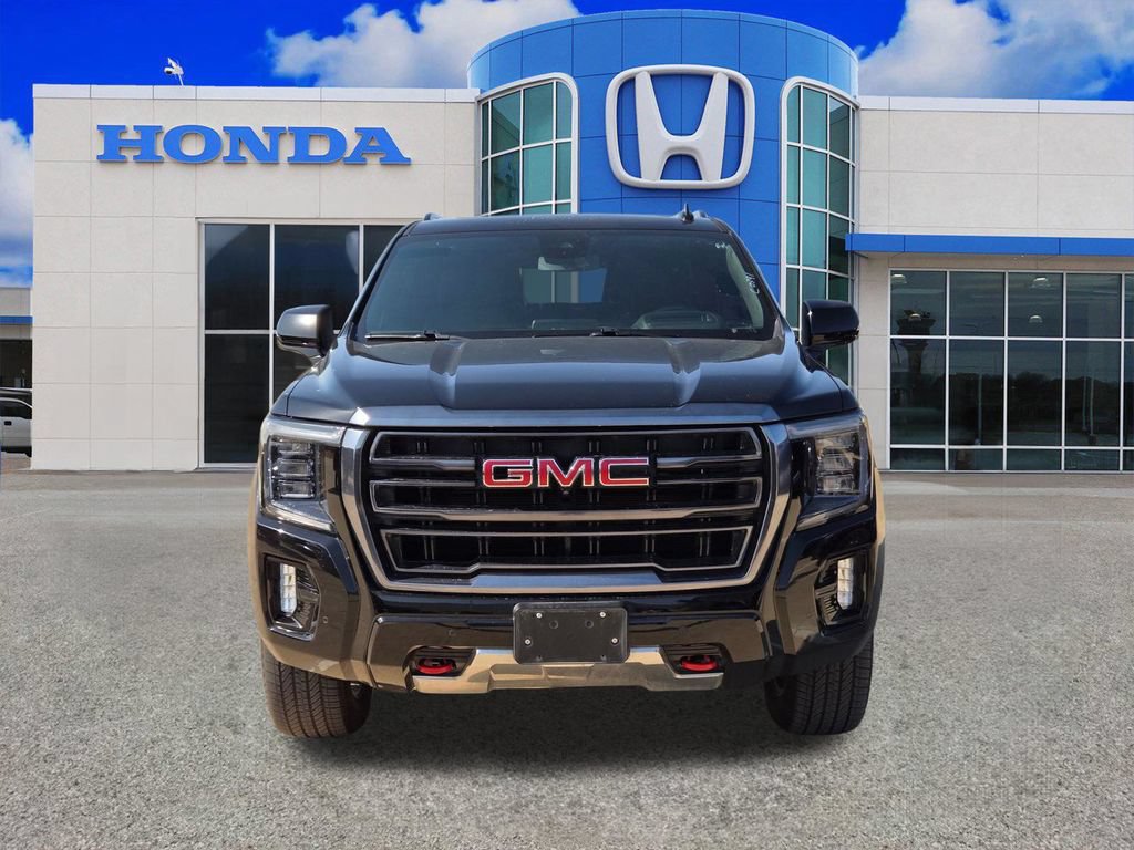 Used 2024 GMC Yukon AT4 w/ AT4 Premium Plus Package AWD/4WD image 7