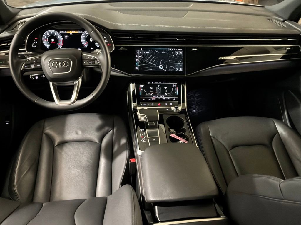 Used 2023 Audi Q7 2.0T Premium w/ Convenience Package image 12