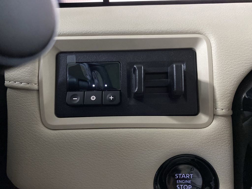 New 2025 Nissan Armada Platinum Reserve image 29