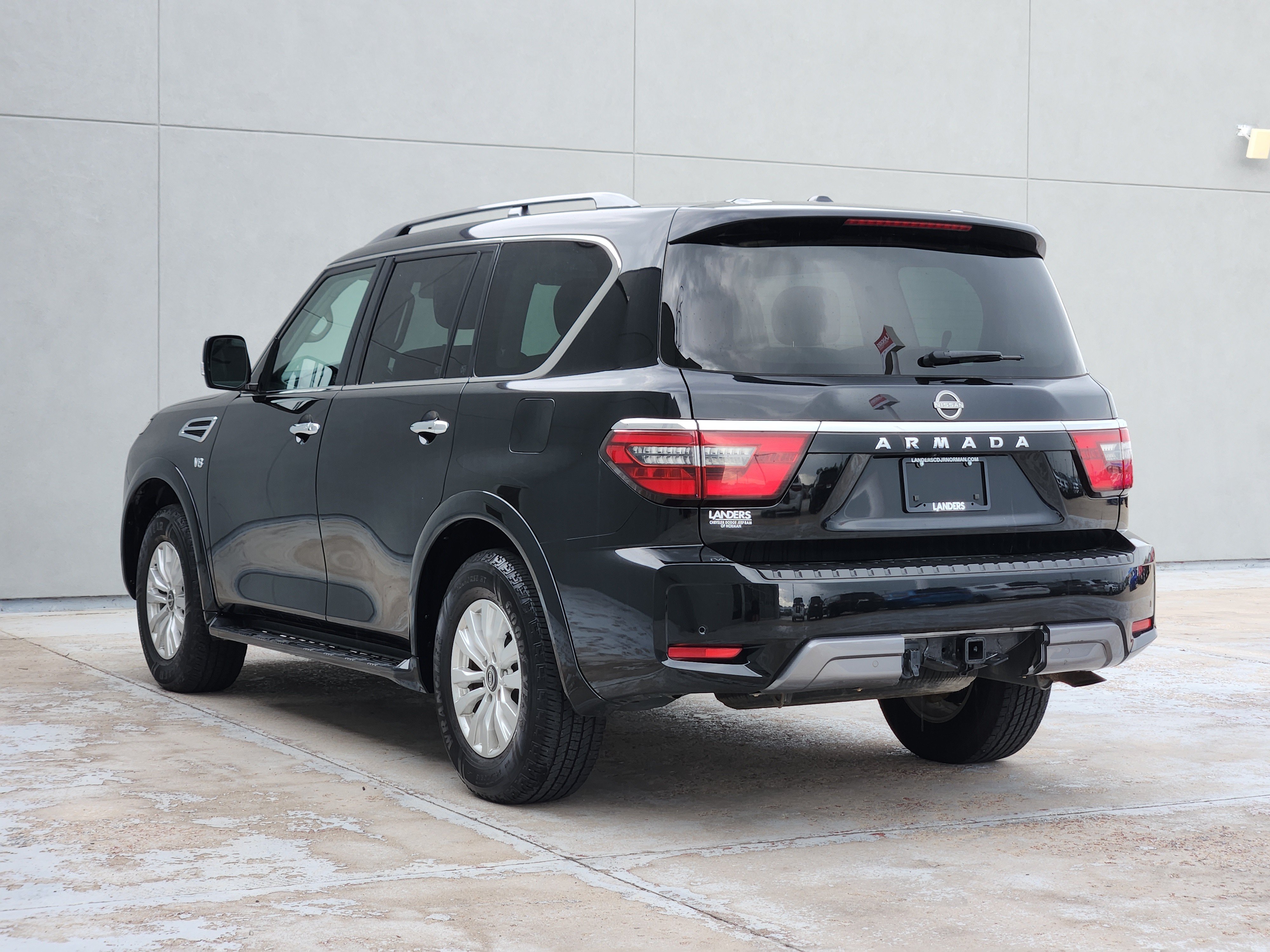 Used 2022 Nissan Armada SV AWD/4WD image 5