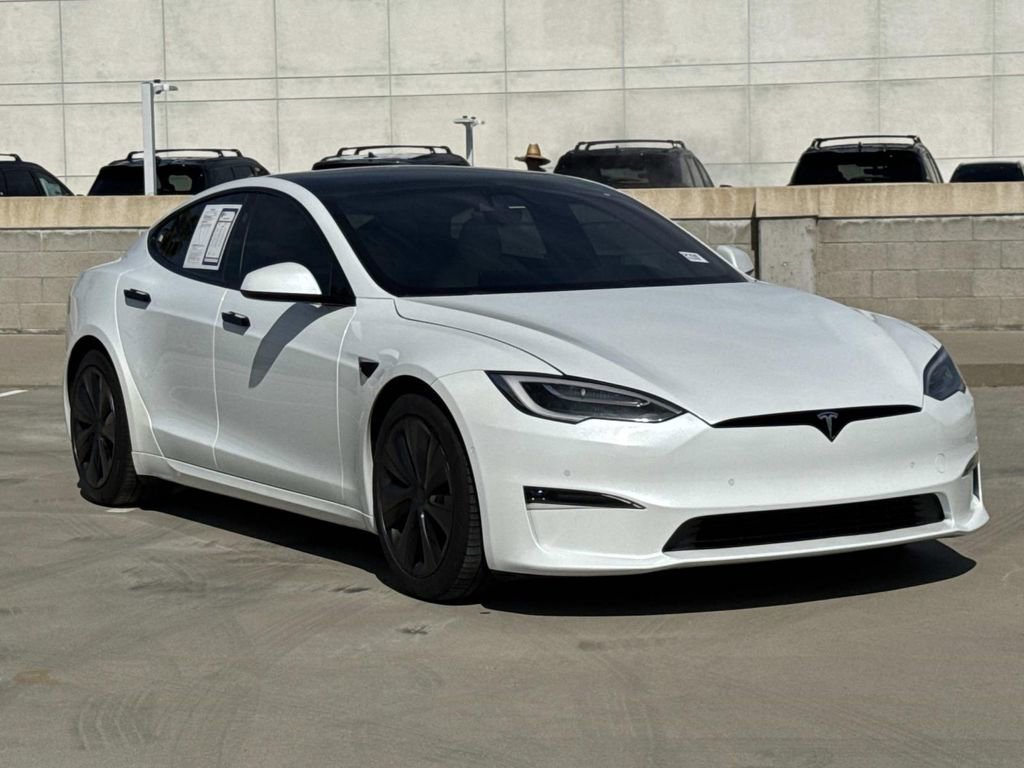 Used 2021 Tesla Model S Plaid image 2