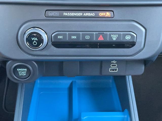 New 2025 Ford Maverick XLT w/ XLT Luxury Package image 21