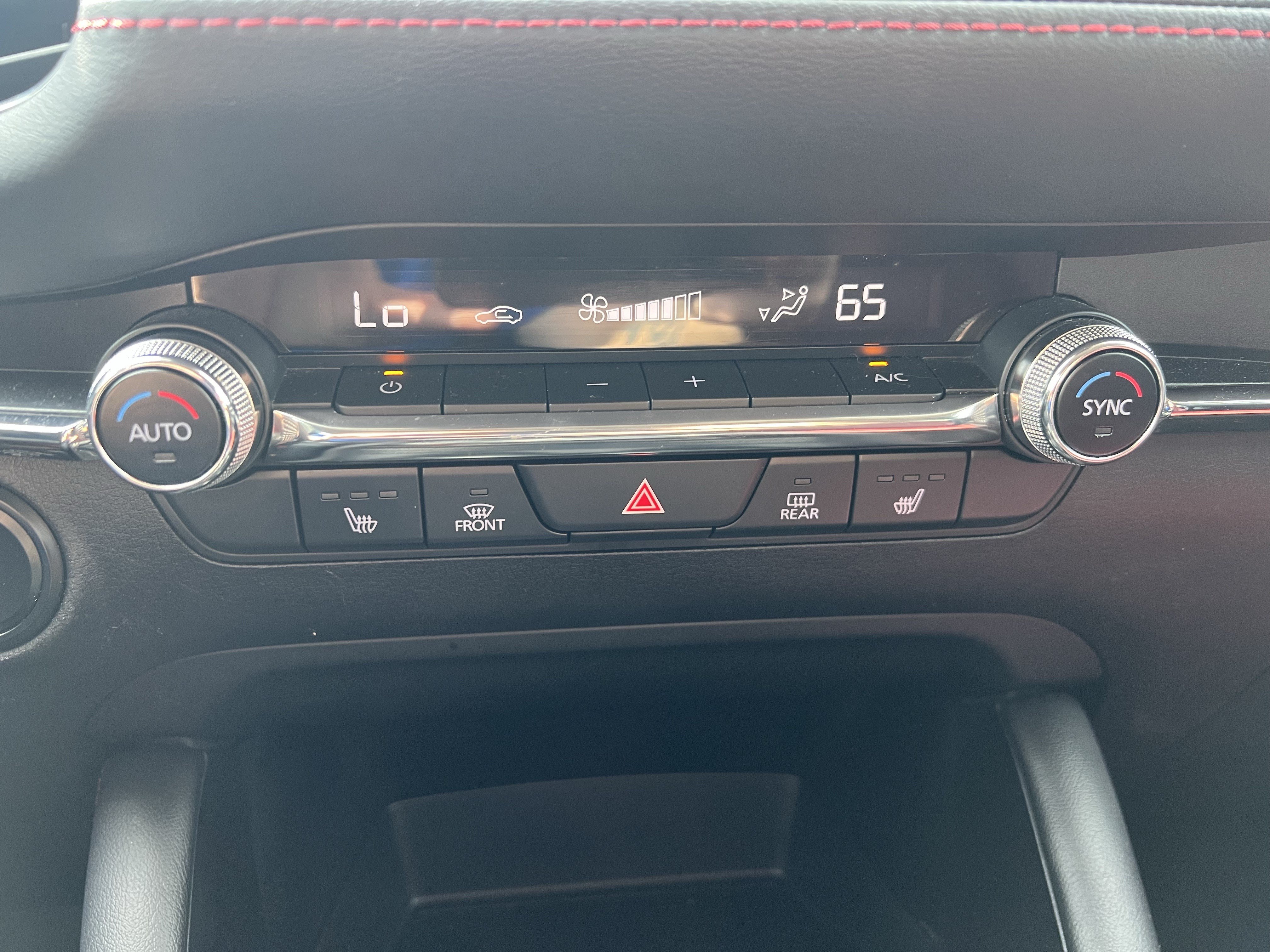 Used 2022 MAZDA MAZDA3 s FWD image 30