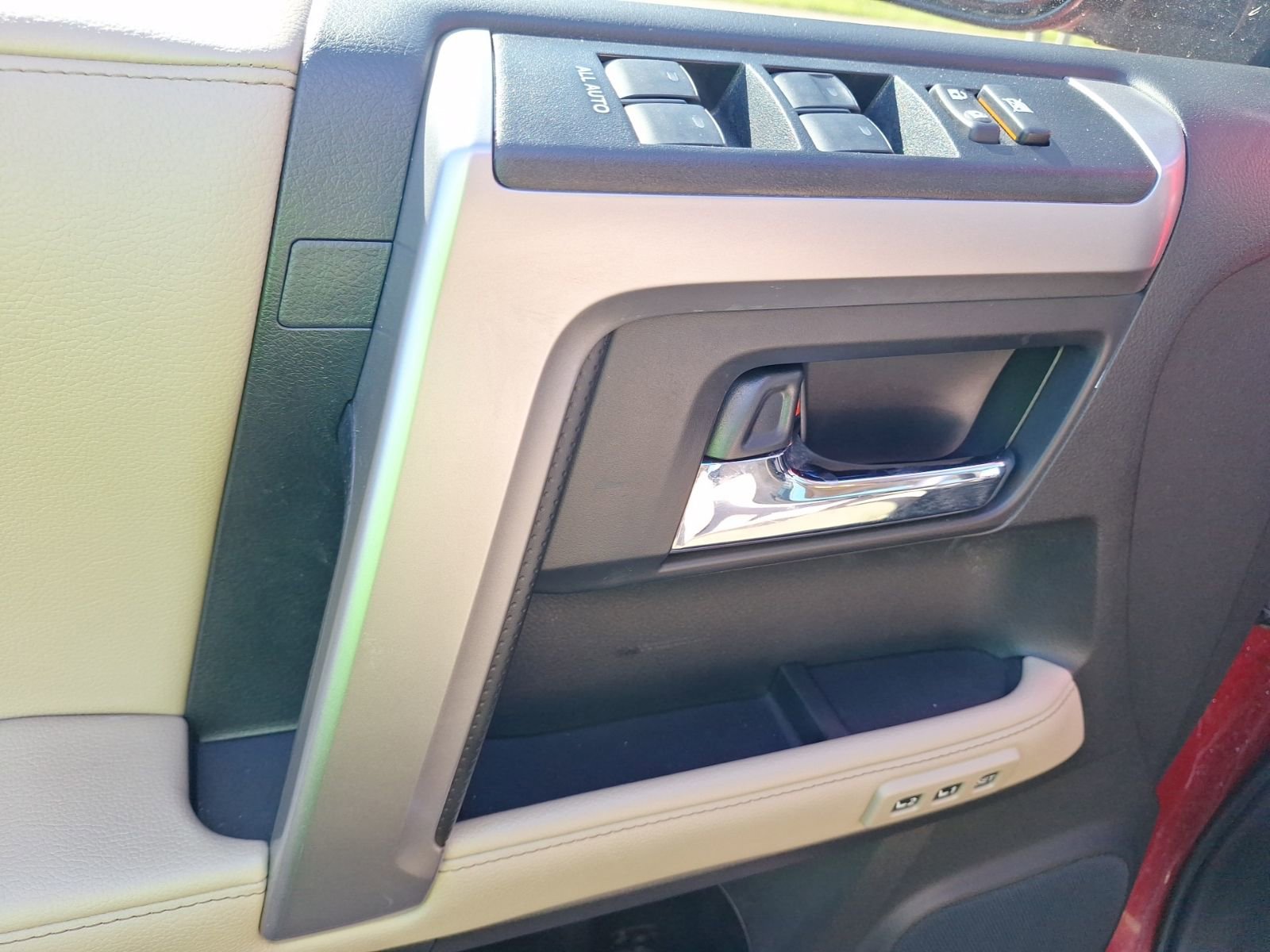 Used 2024 Toyota 4Runner Limited image 16