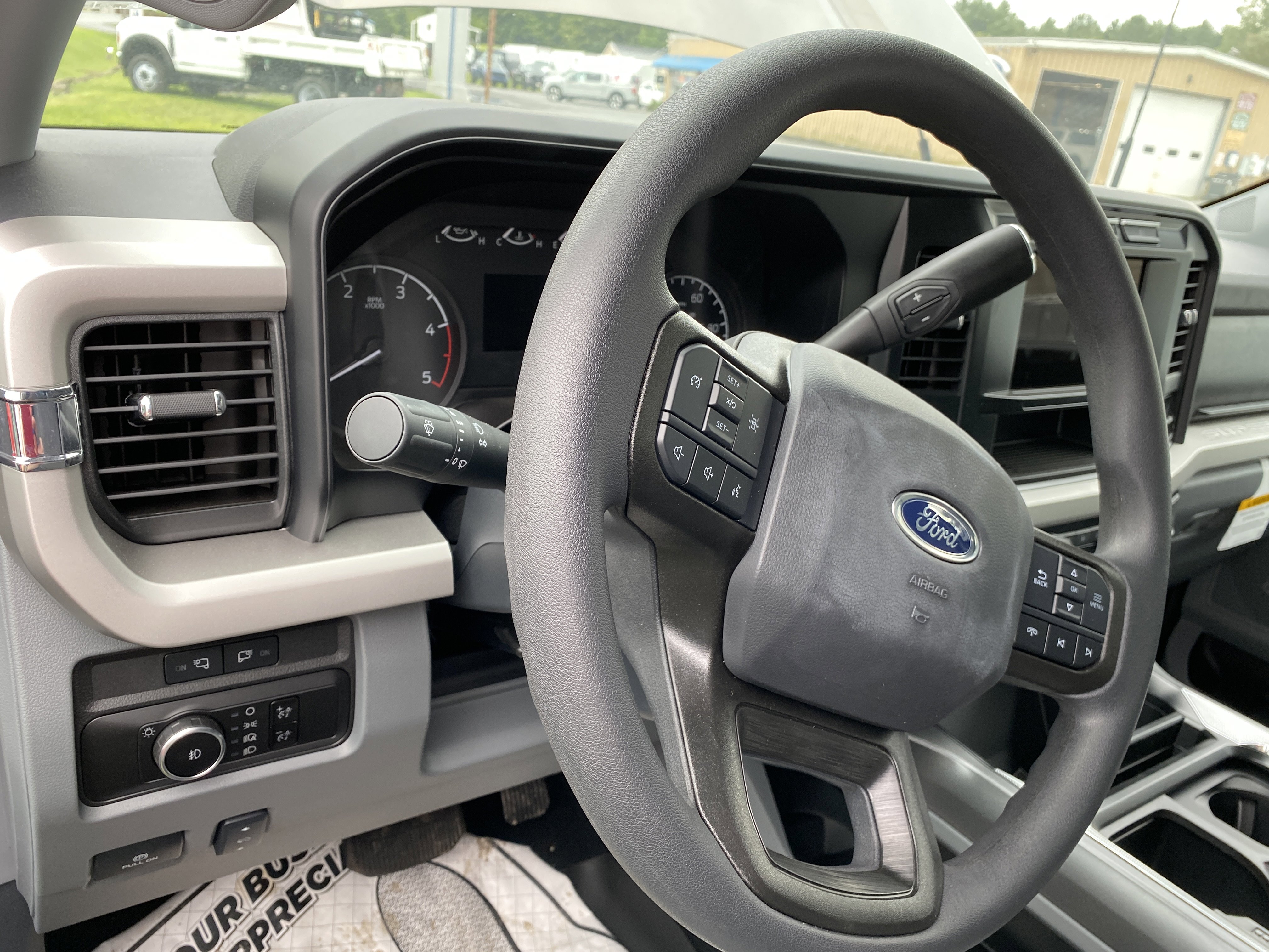 New 2023 Ford F350 XLT w/ XLT Value Package image 16