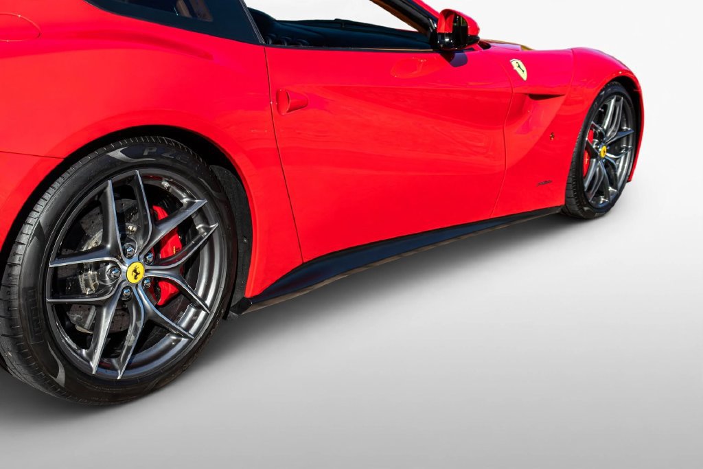 Used 2016 Ferrari F12 Berlinetta RWD image 19