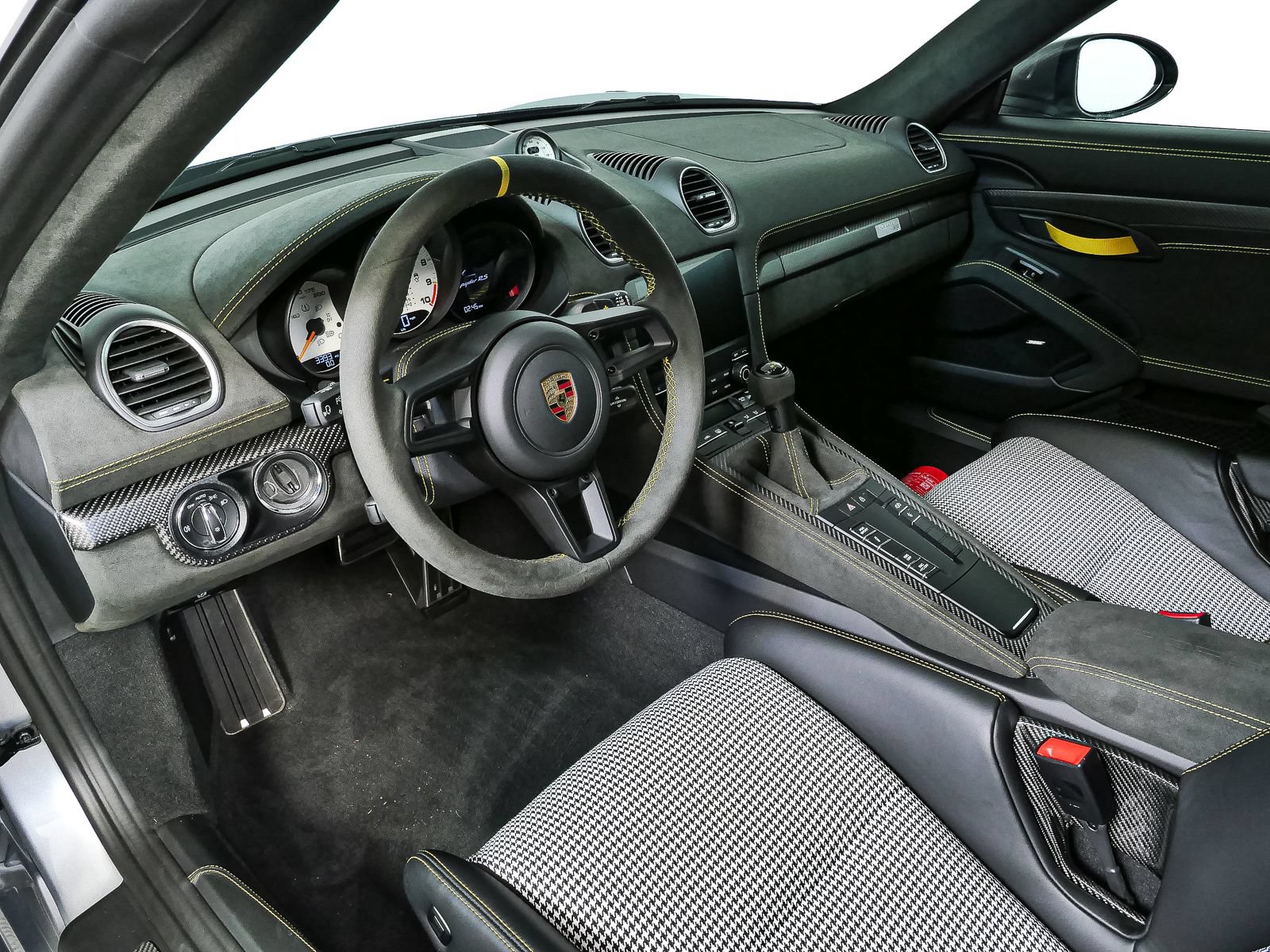 Certified 2025 Porsche 718 Boxster Spyder RS RWD image 4