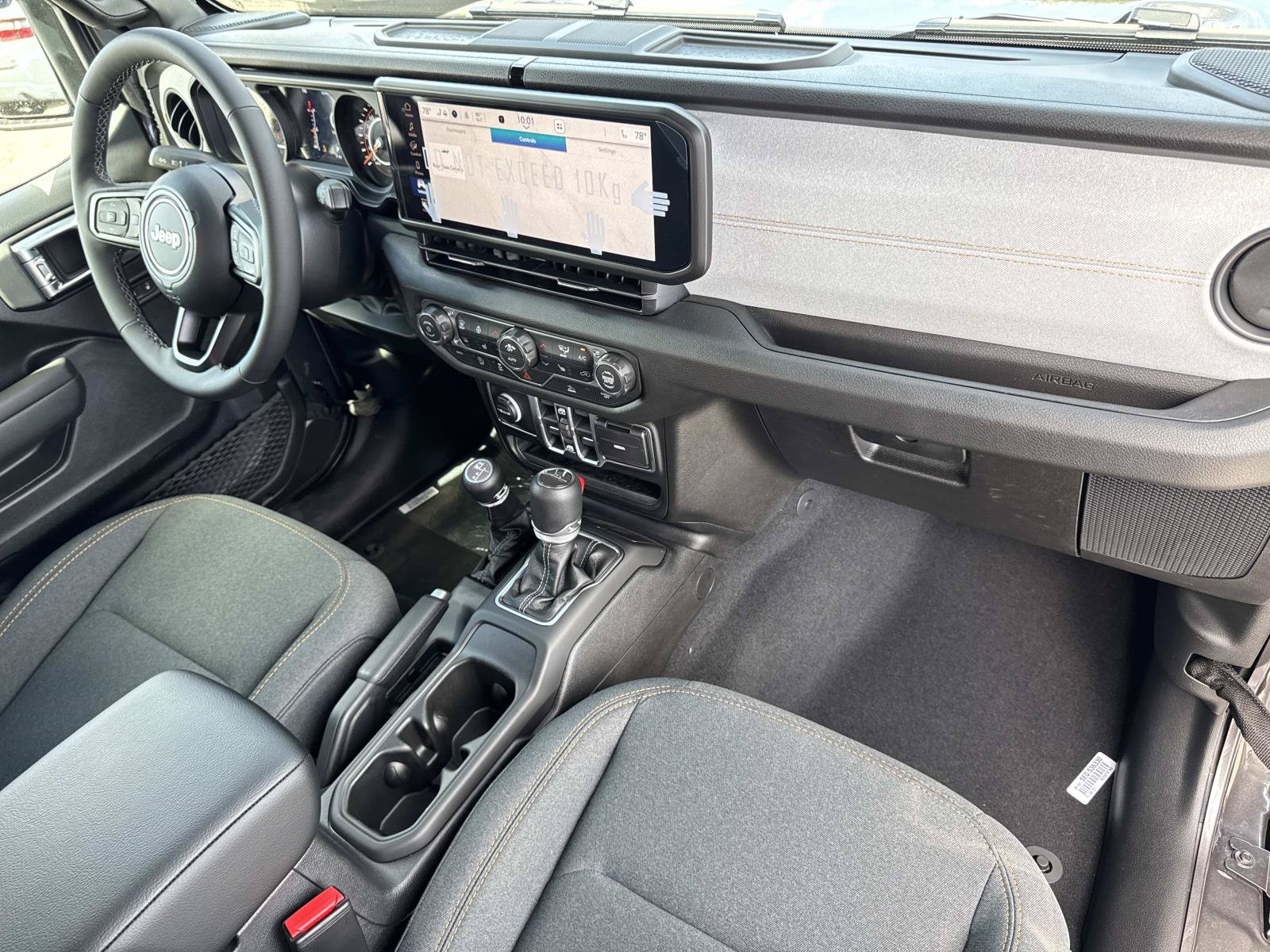 New 2026 Jeep Gladiator Sport AWD/4WD image 34