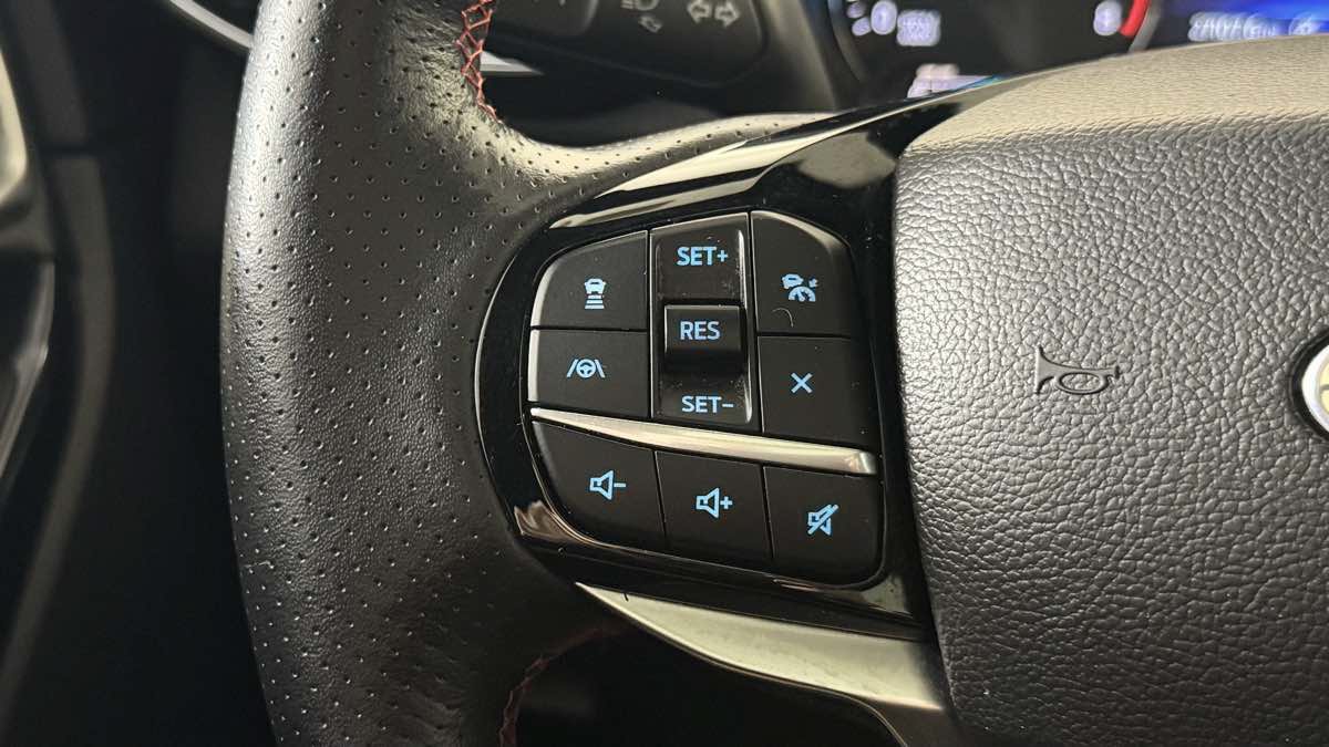 Used 2023 Ford Explorer ST-Line w/ Class IV Trailer Tow Package AWD/4WD image 17