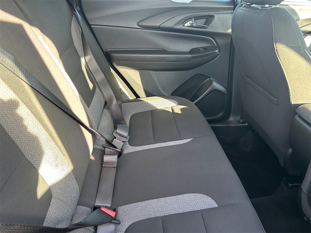 Used 2021 Chevrolet TrailBlazer LS image 19