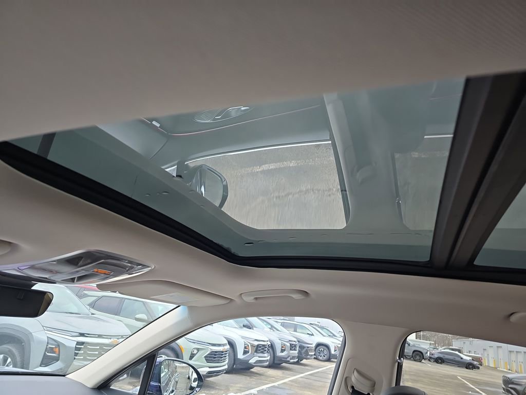 New 2026 Genesis GV70 2.5T Select image 12