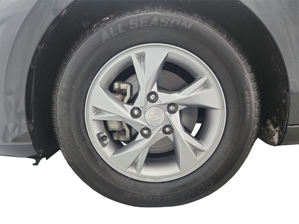 Used 2021 Hyundai Elantra SE image 31