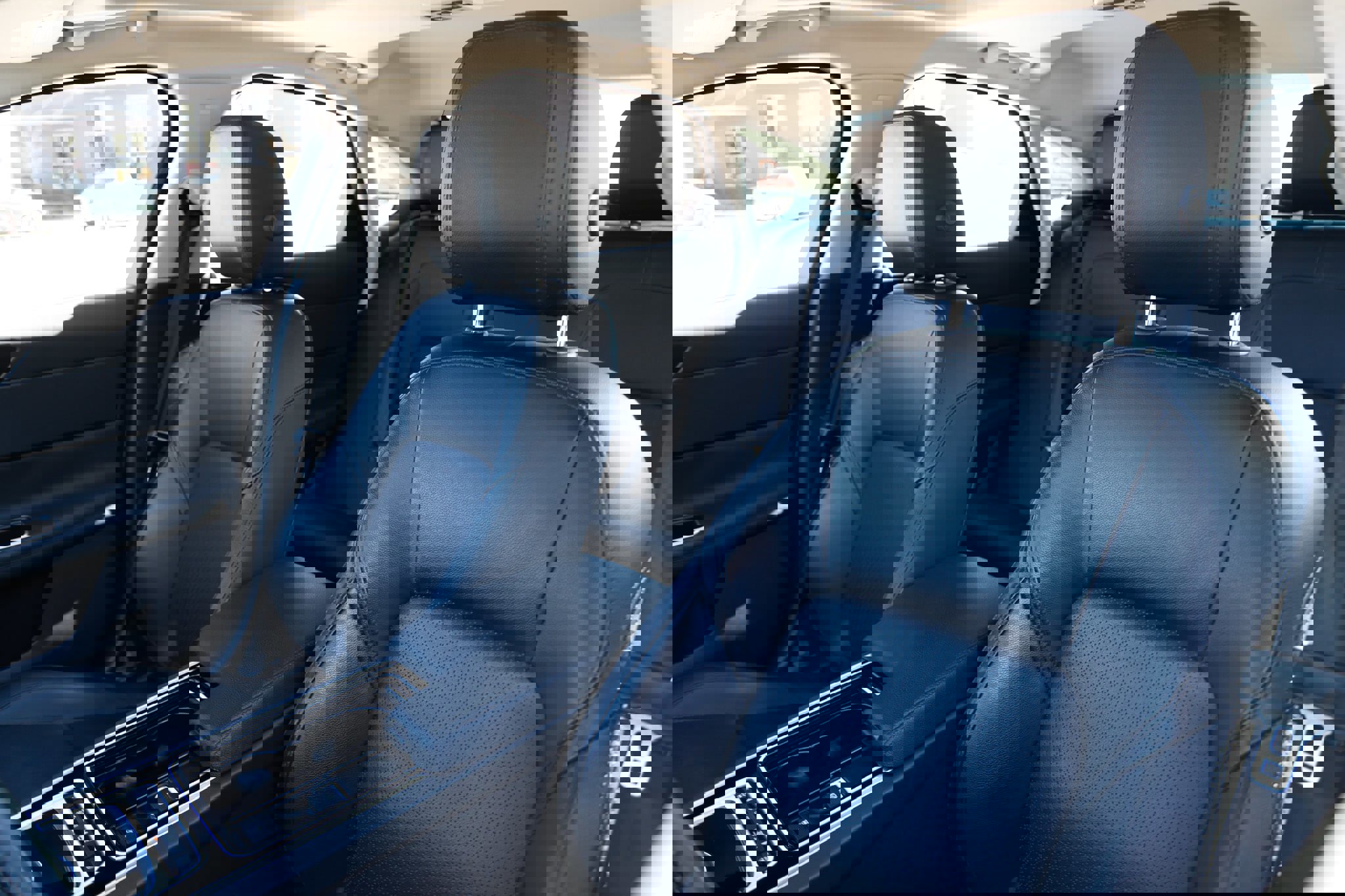 Used 2018 Jaguar XF Prestige image 9