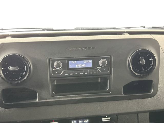 Used 2022 Mercedes-Benz Sprinter 1500 image 13