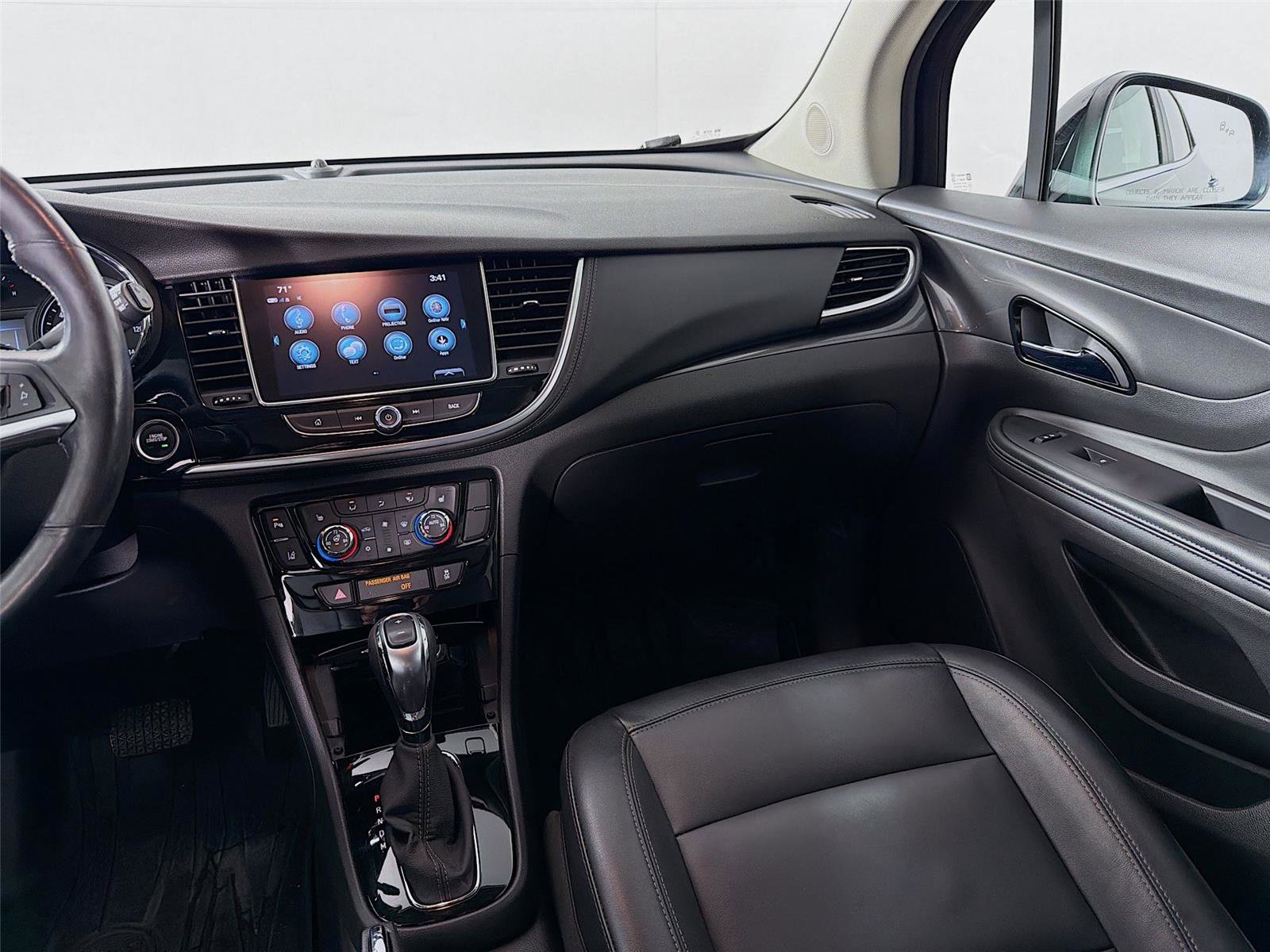 Used 2019 Buick Encore Essence w/ Safety Package II image 23