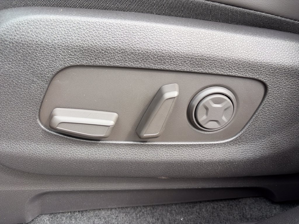 New 2027 Kia Carnival FWD image 15