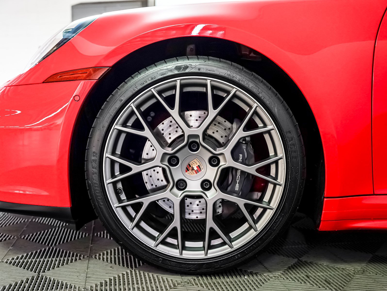 Certified 2025 Porsche 911 Carrera T image 14