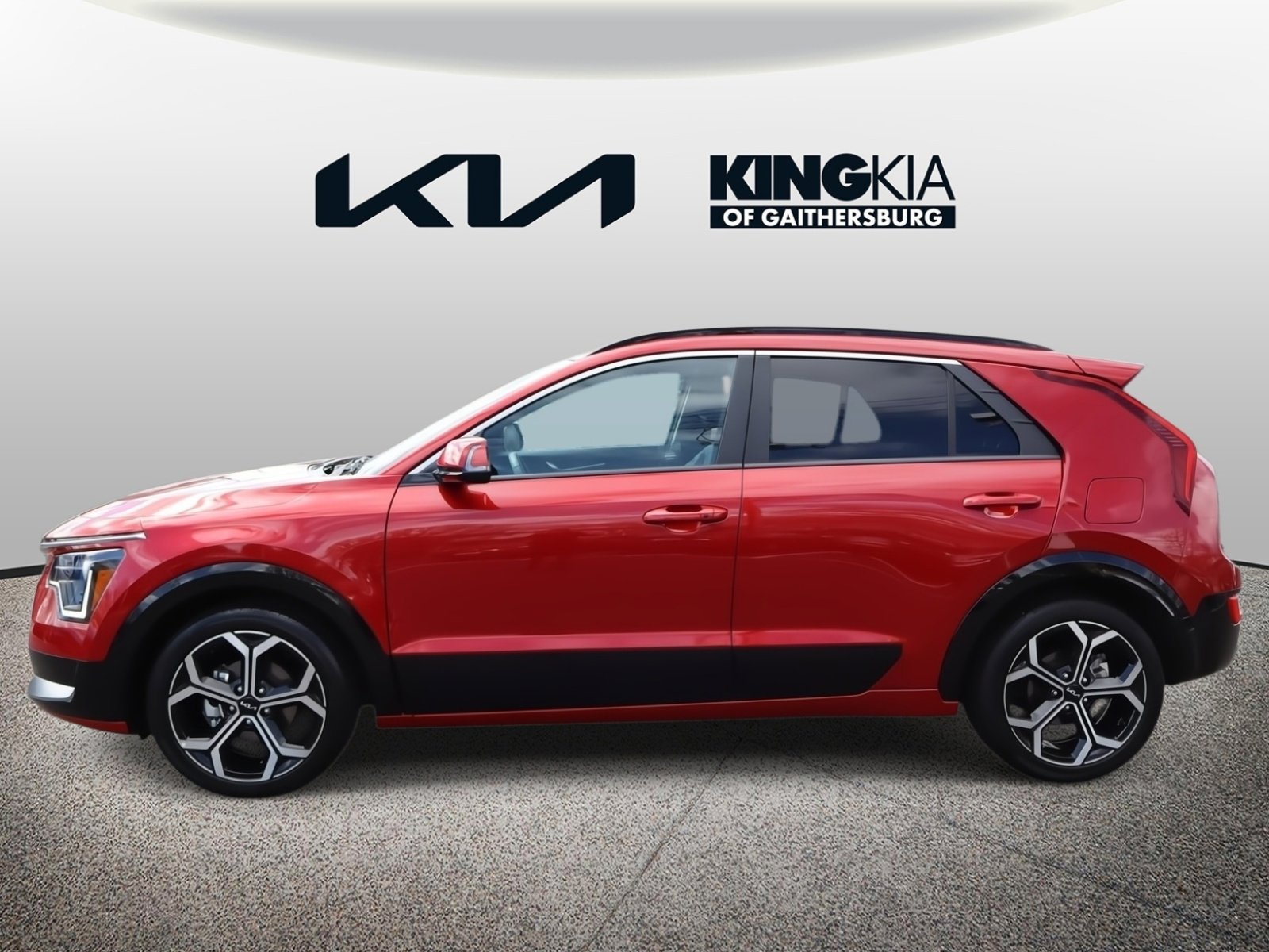 Certified 2025 Kia Niro EX Touring image 7