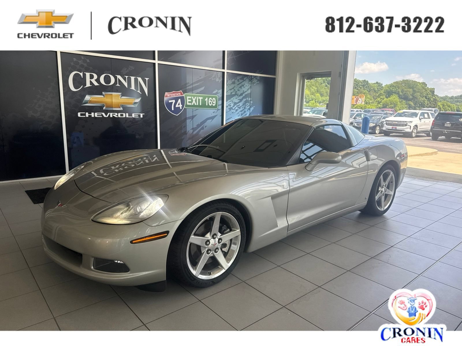 Used 2006 Chevrolet Corvette Coupe w/ Preferred Equipment Group RWD image 1