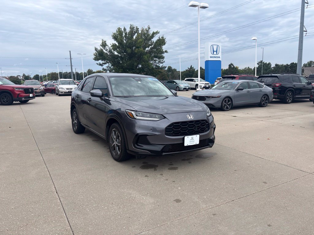 Certified 2024 Honda HR-V EX-L image 3