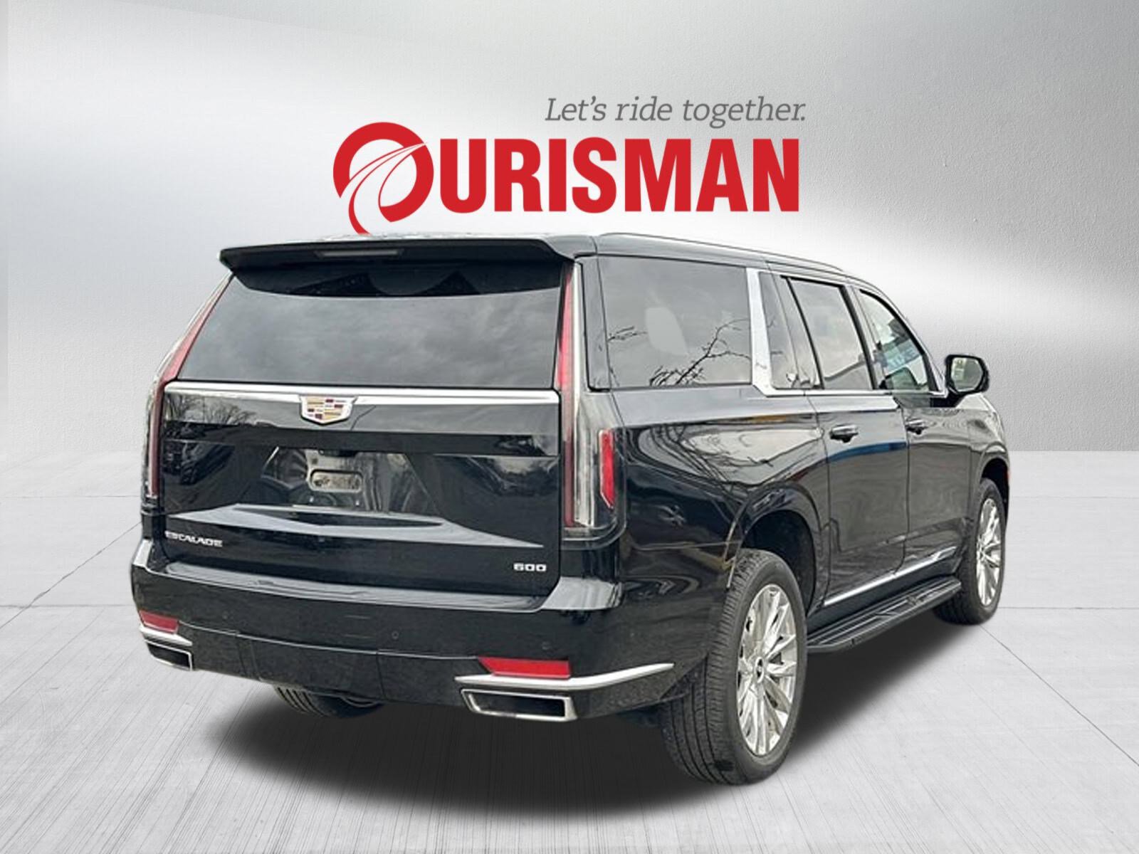 Used 2023 Cadillac Escalade ESV Premium Luxury image 2