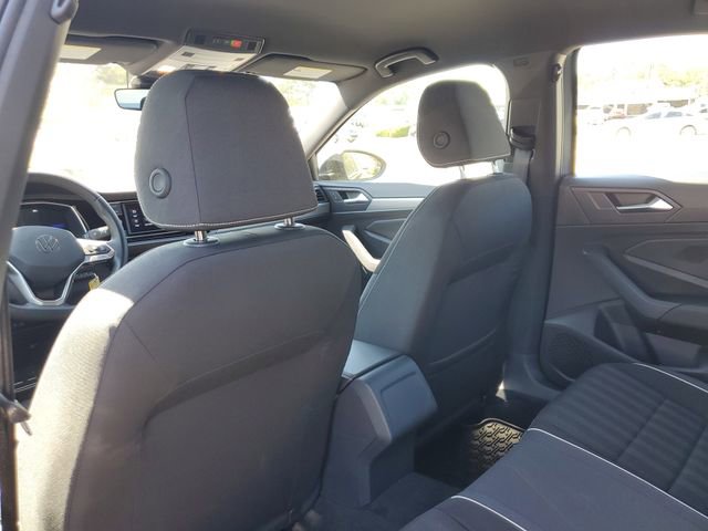 Used 2024 Volkswagen Jetta Sport image 12