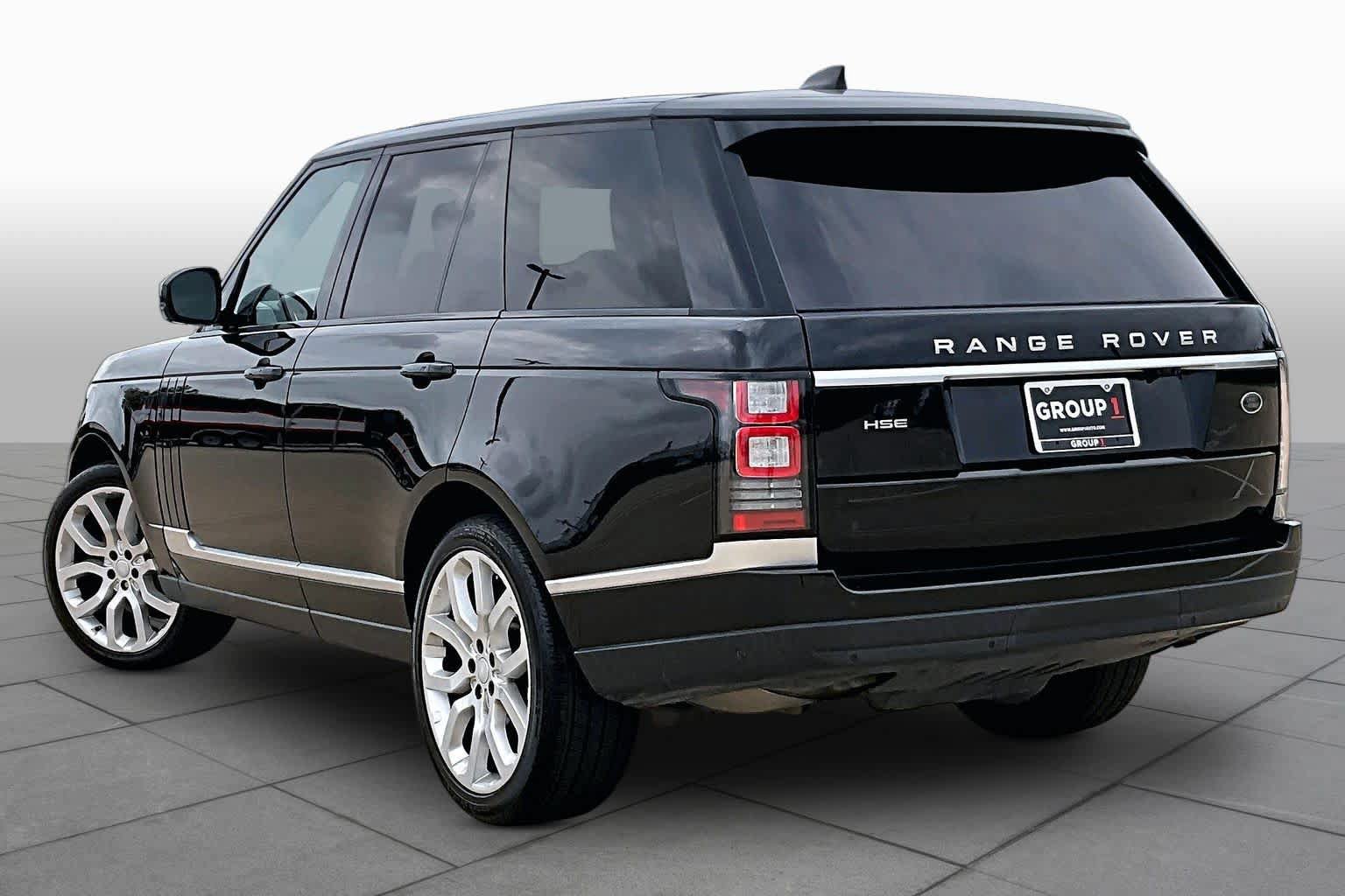 Used 2017 Land Rover Range Rover HSE AWD/4WD image 12
