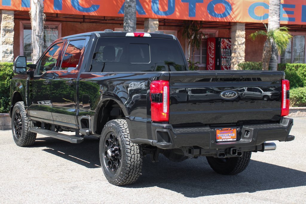 Used 2023 Ford F250 Lariat w/ Black Appearance Package image 6