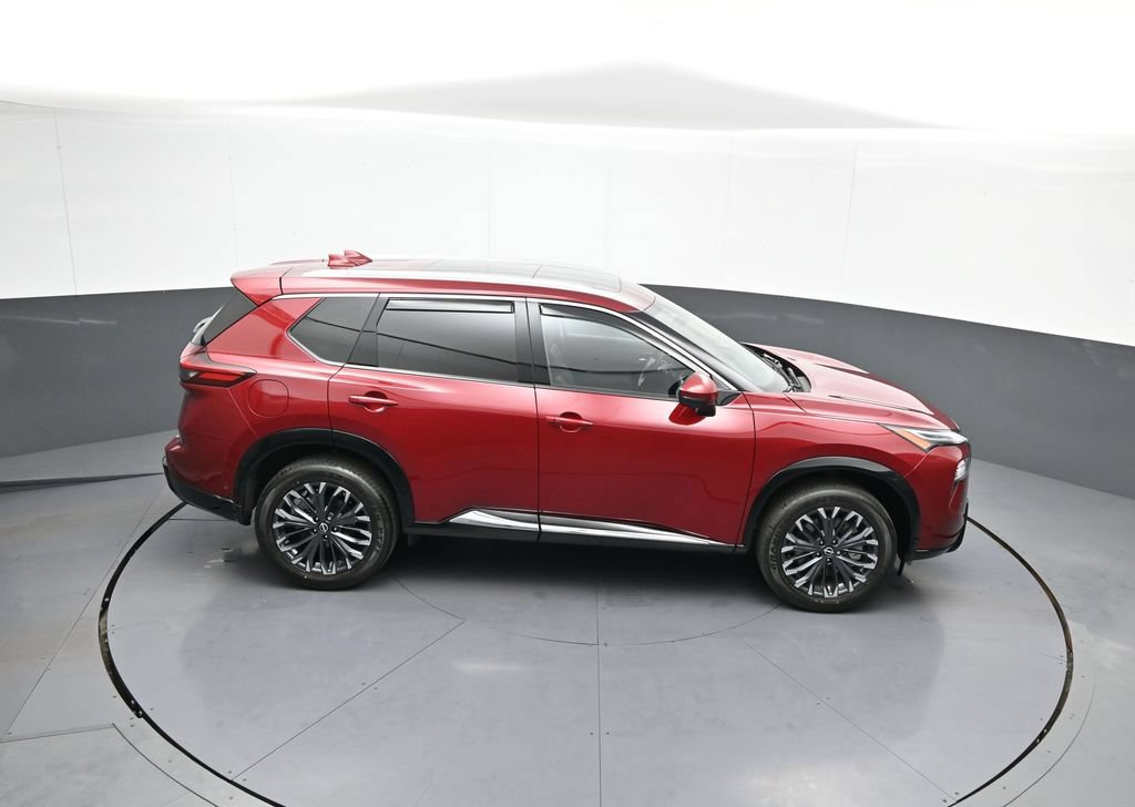 Used 2026 Nissan Rogue Platinum w/ Tech Package AWD/4WD image 37