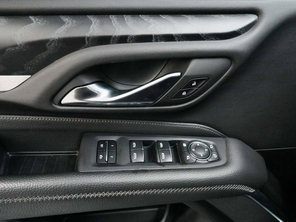Used 2023 GMC Yukon Denali image 12