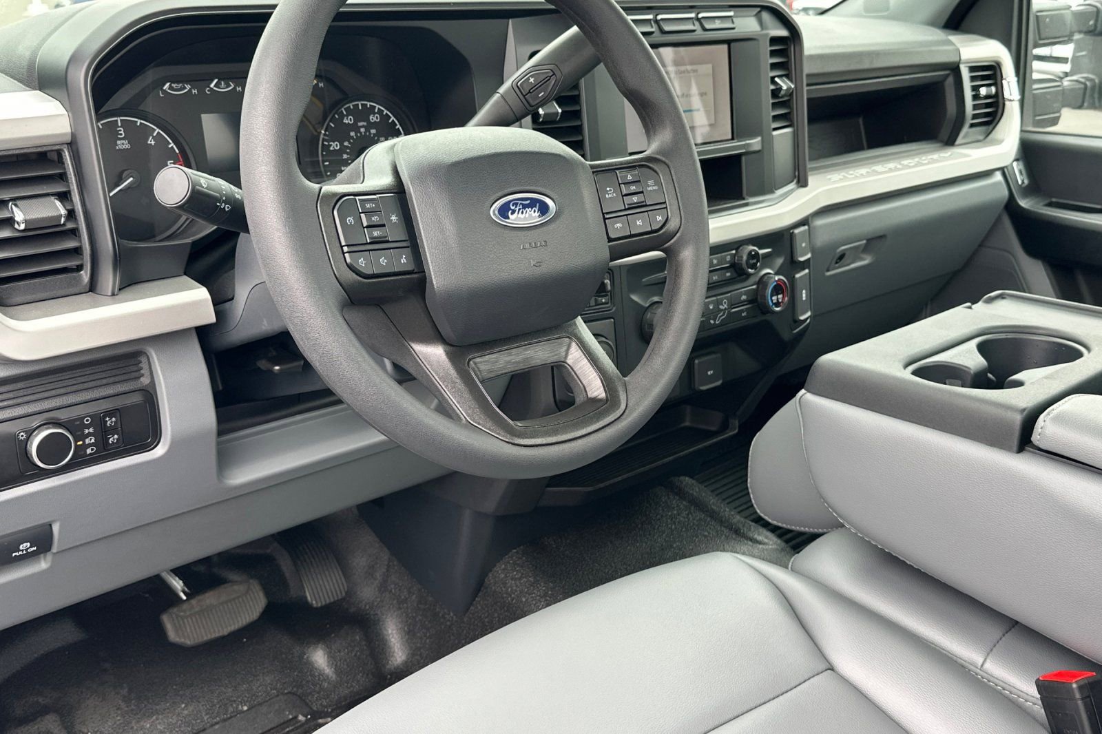 New 2024 Ford F550 2WD Regular Cab Super Duty image 8