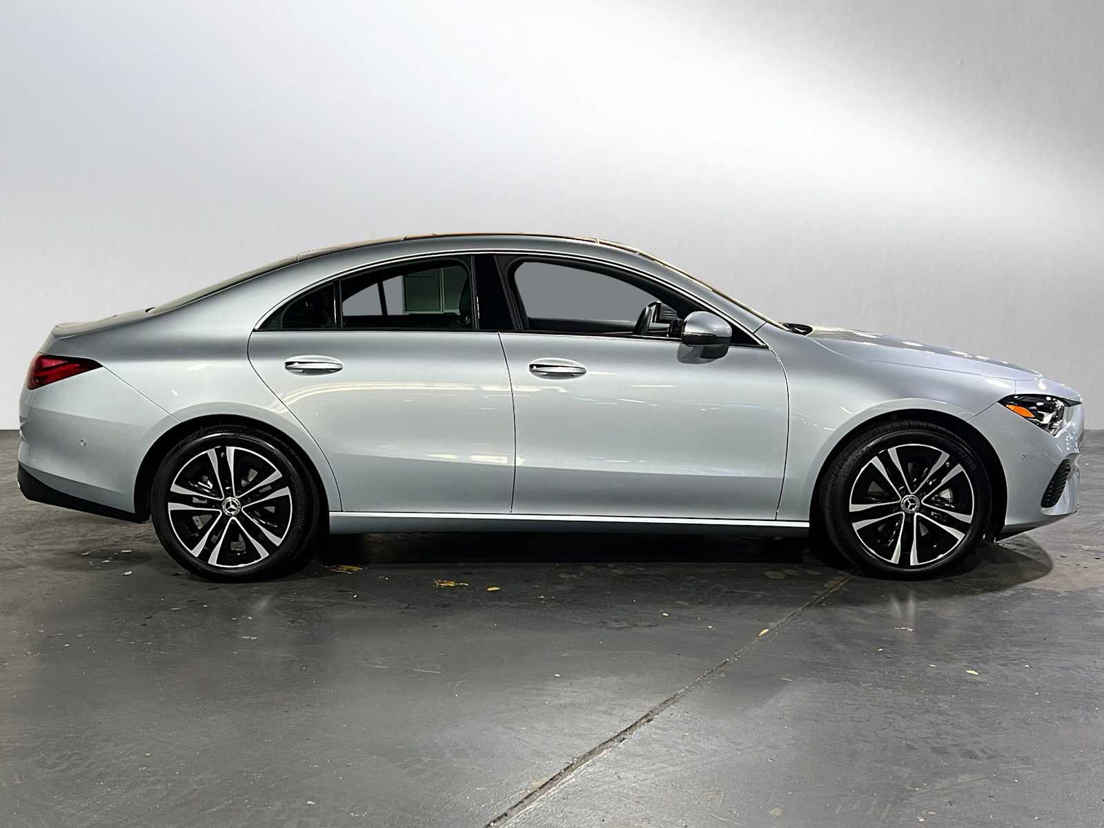Certified 2025 Mercedes-Benz CLA 250 4MATIC image 2