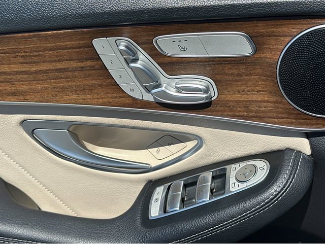 Used 2019 Mercedes-Benz C 300 Sedan image 34