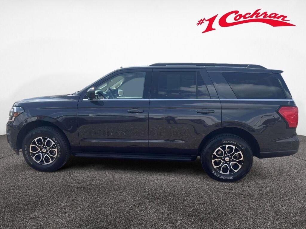 Used 2024 Ford Expedition XLT AWD/4WD image 10