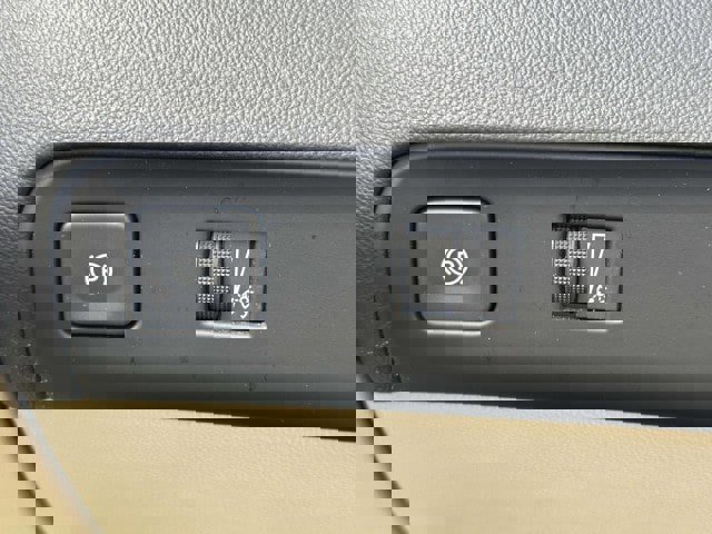 Used 2023 Buick Enclave Essence w/ Experience Buick Package image 29