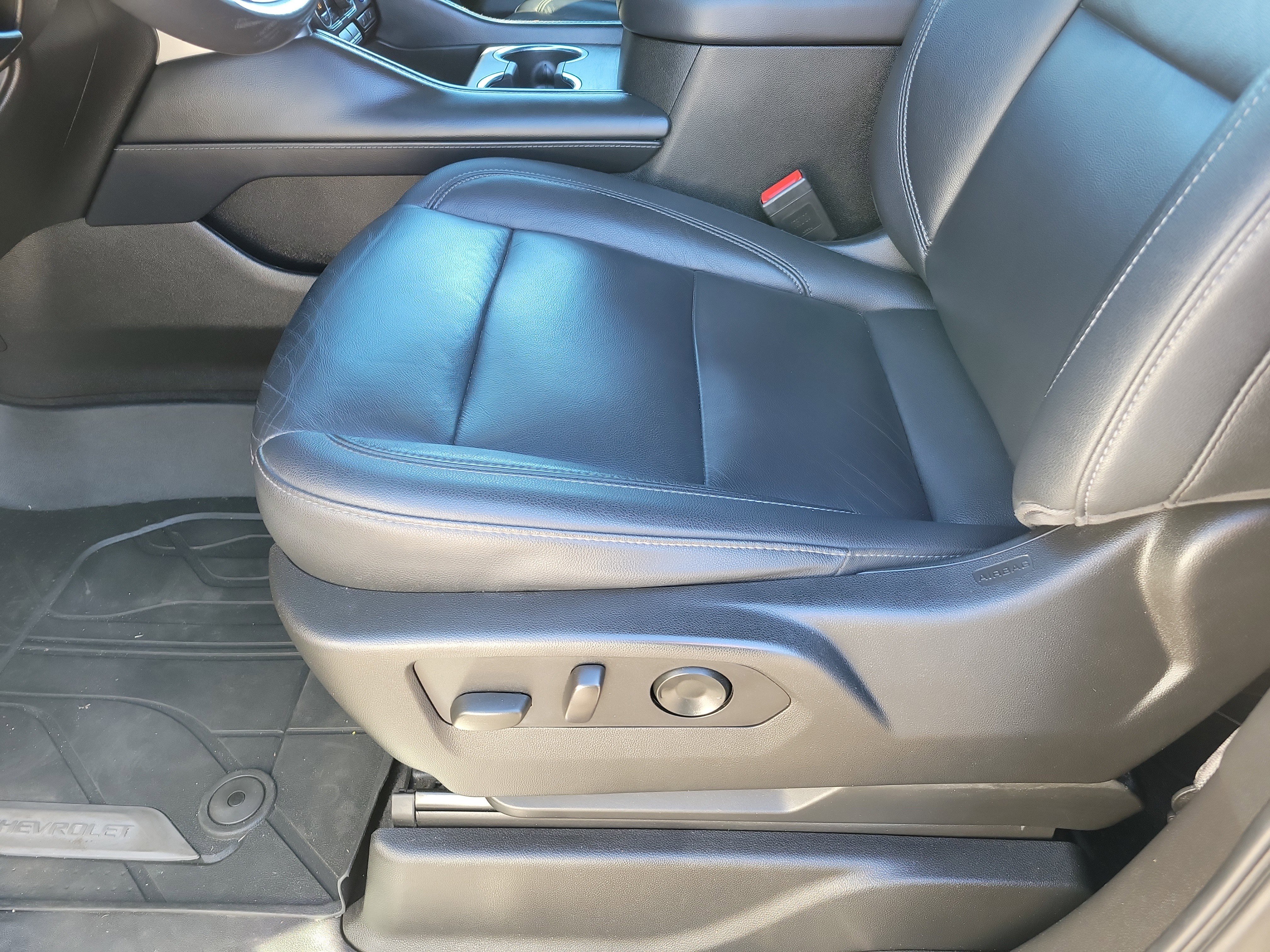 Used 2021 Chevrolet Tahoe Z71 image 5