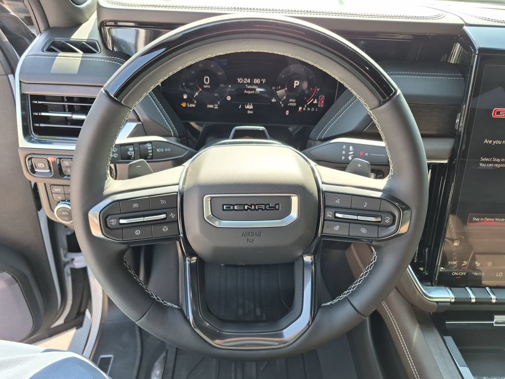New 2026 GMC Yukon XL Denali Ultimate w/ LPO, Floor Liner Package AWD/4WD image 23