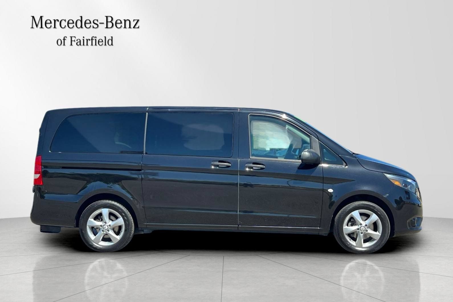 Used 2018 Mercedes-Benz Metris Passenger image 8