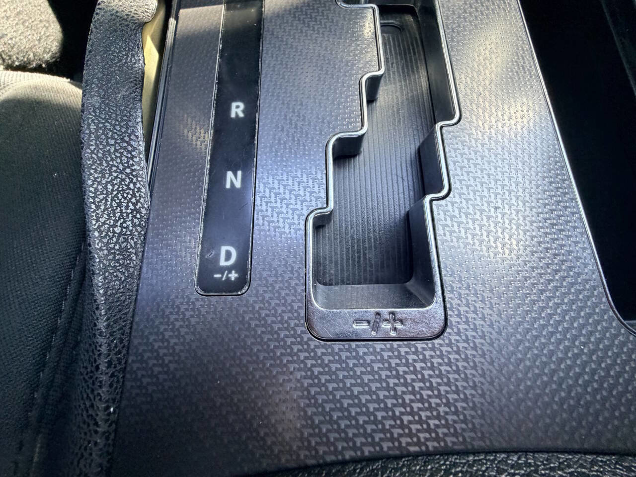 Used 2014 Dodge Charger R/T w/ Blacktop Package image 57