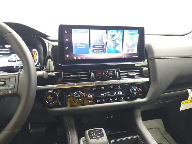 New 2026 Nissan Pathfinder SL FWD image 24