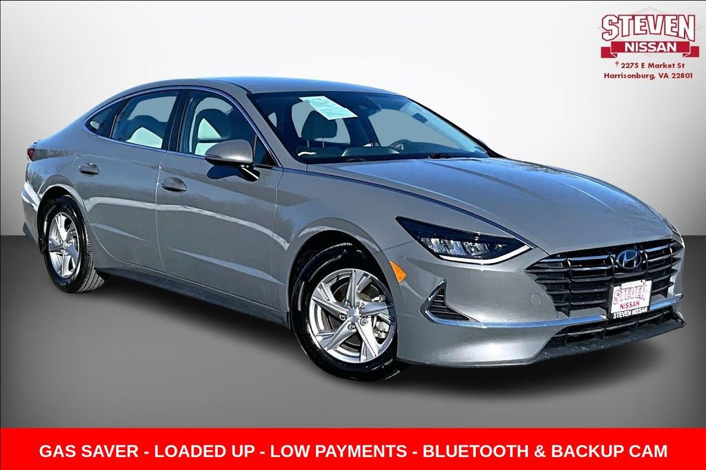 Used 2023 Hyundai Sonata SE image 1