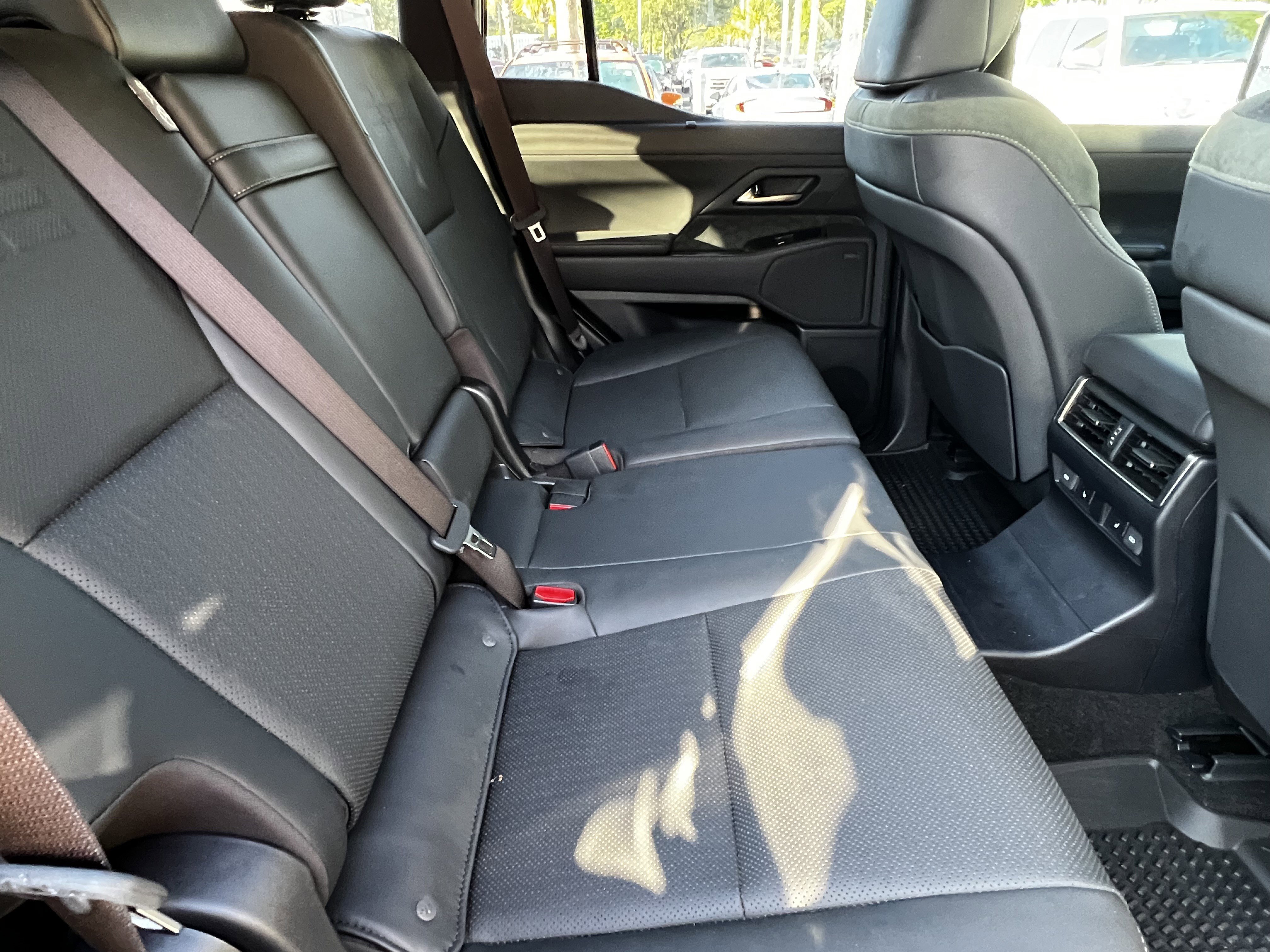 Certified 2026 Lexus GX 550 AWD/4WD image 43