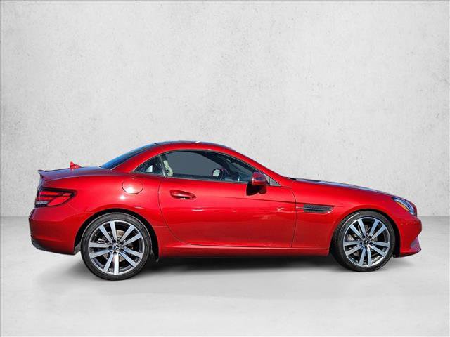 Used 2018 Mercedes-Benz SLC 300 image 4