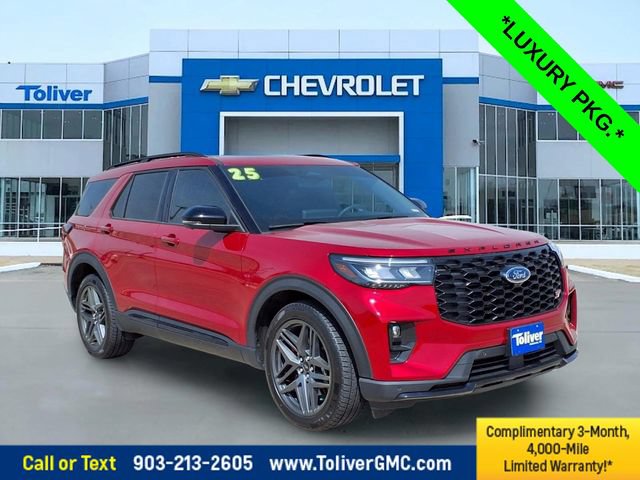 Used 2025 Ford Explorer ST AWD/4WD image 1