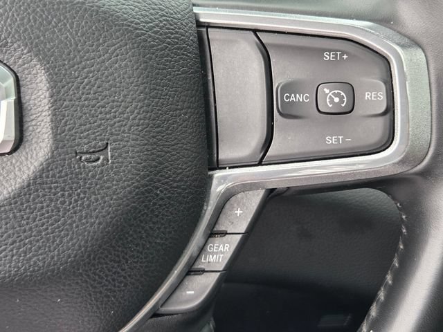 Used 2022 RAM 1500 Laramie AWD/4WD image 22